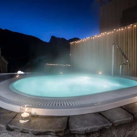 Hotel La Fradora - Dolomites Hotel San Cassiano  Zewnętrze zdjęcie