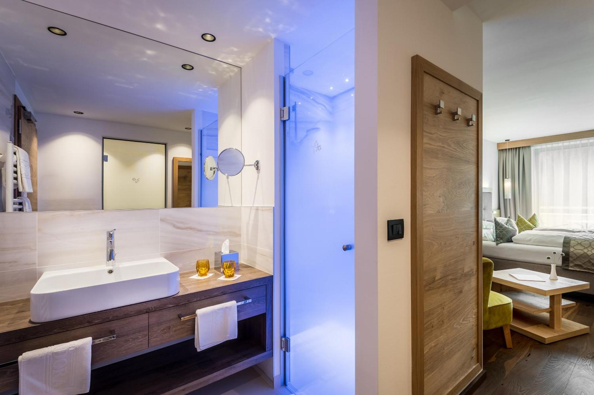 Hotel La Fradora - Dolomites Hotel San Cassiano  Zewnętrze zdjęcie
